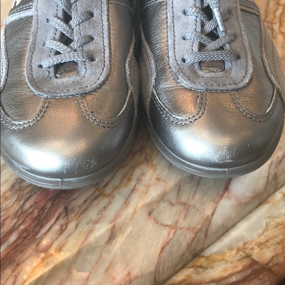 ecco metallic sneakers